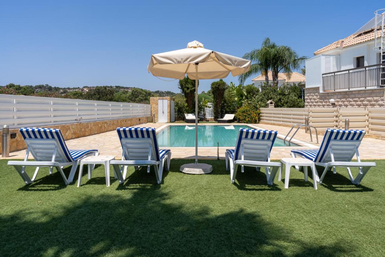 Lime 3-Bedroom Villa In Protaras Exterior photo