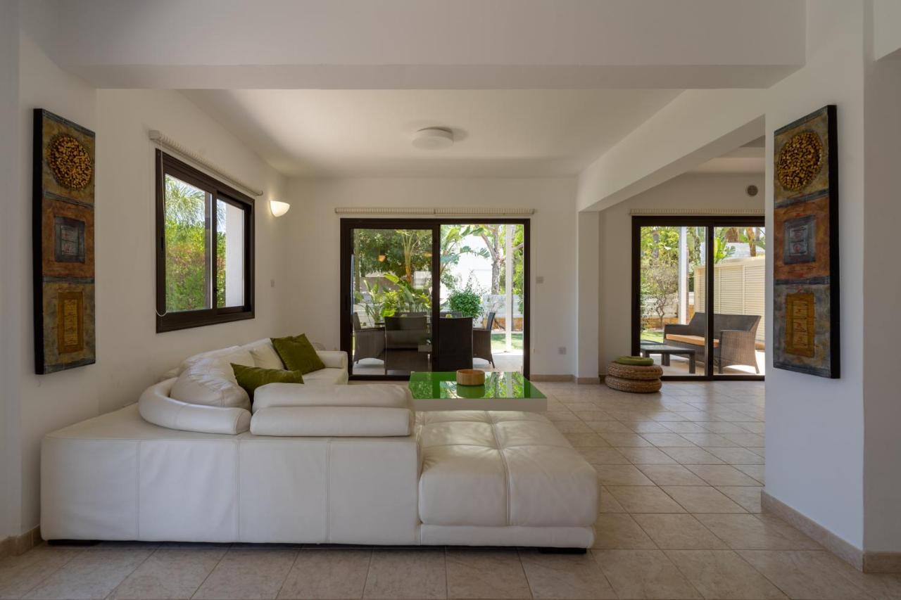 Lime 3-Bedroom Villa In Protaras Exterior photo