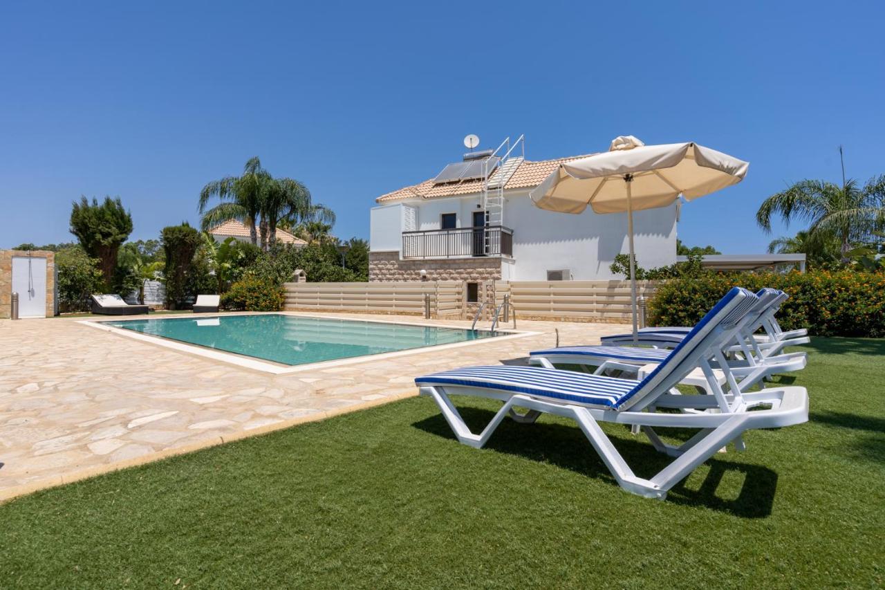 Lime 3-Bedroom Villa In Protaras Exterior photo
