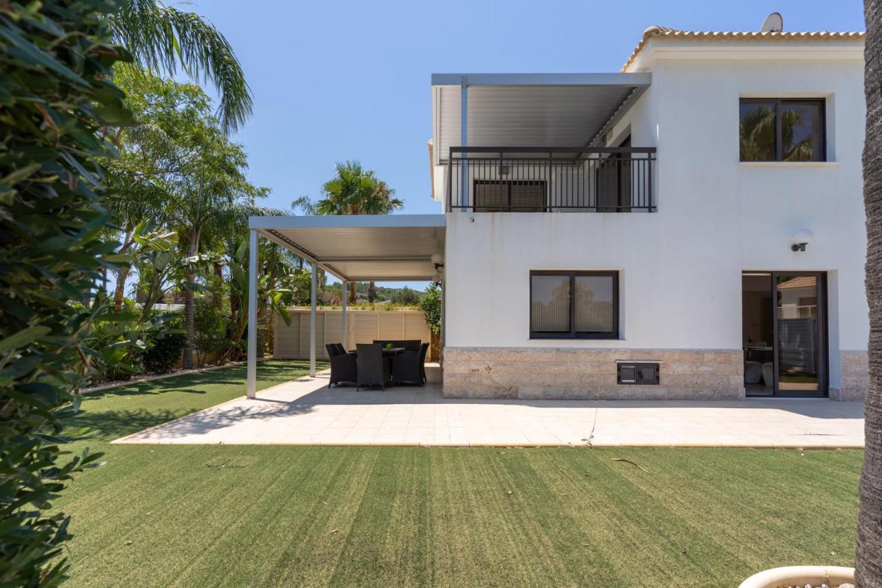 Lime 3-Bedroom Villa In Protaras Exterior photo