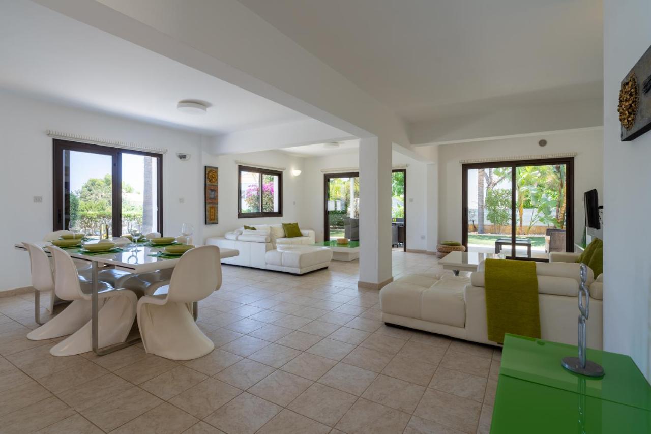 Lime 3-Bedroom Villa In Protaras Exterior photo